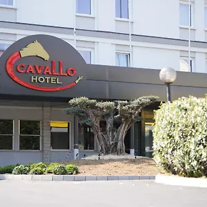 Cavallo Est **** Verona